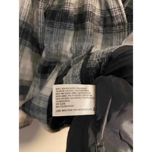Mossimo women's plaid white and blackjackets size L - Picture 8 of 10